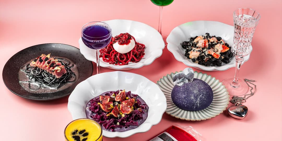 Где провести «самую страшную ночь» в году в Москве