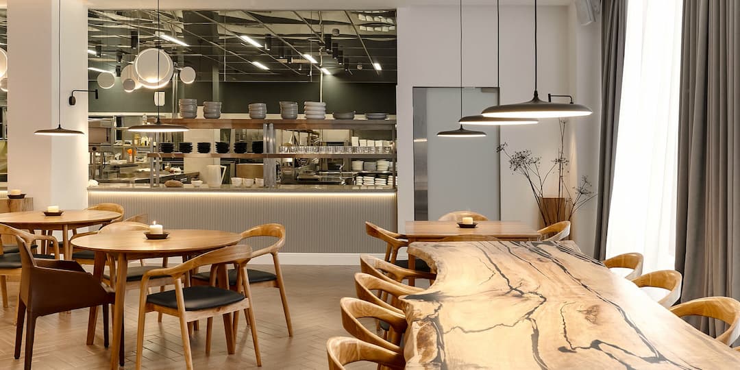 «Не хочу жениться, хочу учиться». Какие школы помогут стать шеф-поваром