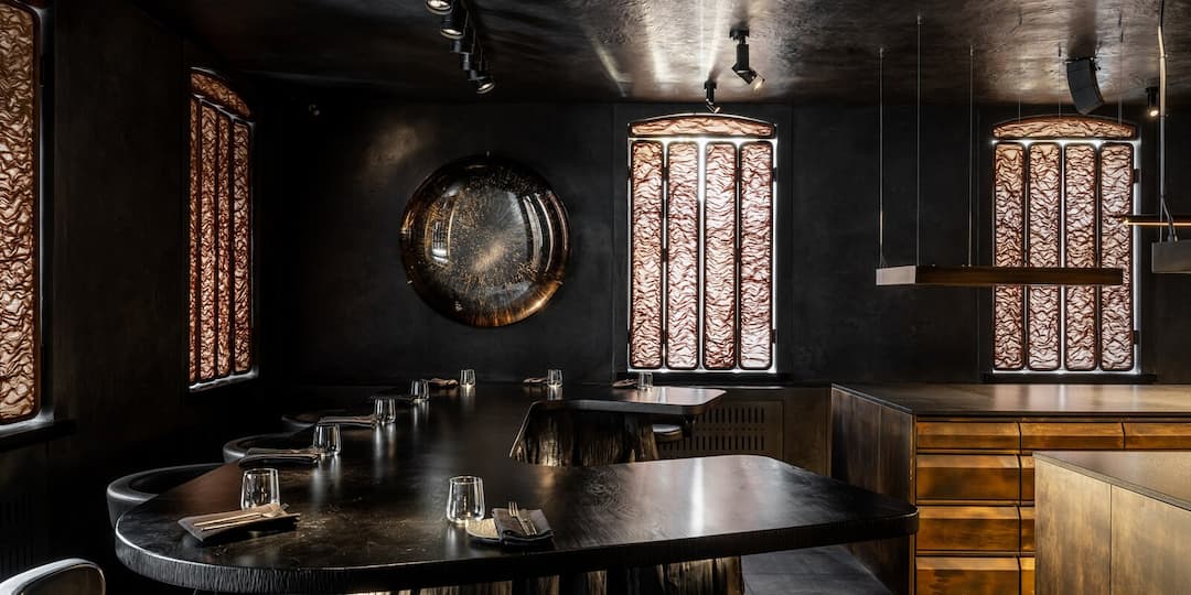 Ужин с редким шампанским в Luigi’s Garden